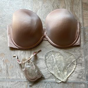 Victoria’s Secret Very Sexy Strapless Bra